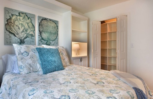 Caroline Resort | Charming home in Active resort style community-200 pools. 62 golf courses.