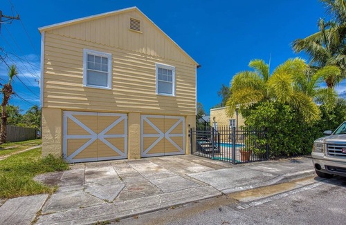 Mango Groves House | Charming Lake Worth Beach Home with Heated Salt Water Pool! 4 min to the Beach!