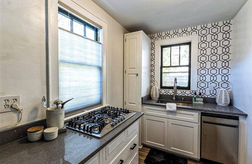 Olde Town Augusta Apartment | Charming, modern, 2nd floor home-away-from-home