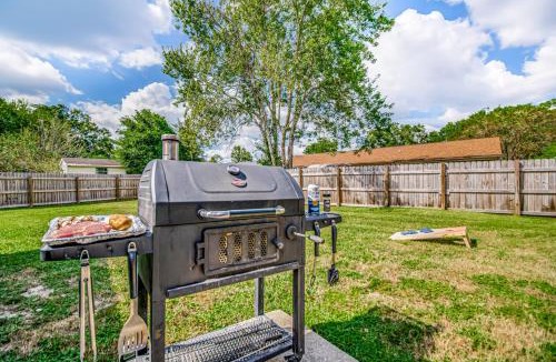 Myrtle Grove House | Charming Pensacola Home Pool Lanai