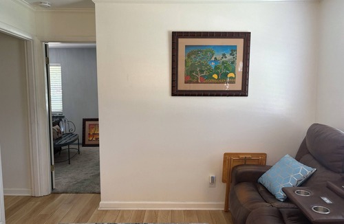 Colonial Oaks House | Charming Quiet 1-bedroom 1 bath ADU with AC, WiFi in Savannah