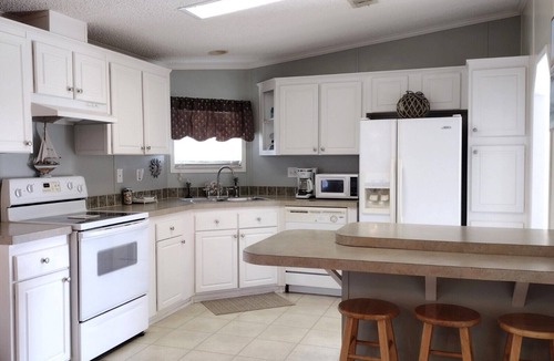 Roseland House | Charming Sebastian Home Near the Waterfront Activities.