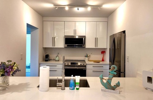 South New River Isles House | Charming Waterfront Oasis, Quiet Island Near Beach