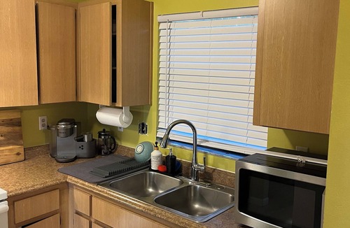 Seffner Community Alliance Apartment | Chic 2-bedroom apartment with AC, fitness space in fabulous Seffner