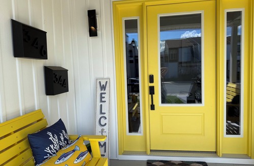 Ventnor City Condo | Chic Beachside Oasis - 3BR, 2BA, Walk to Shore!