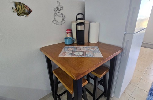 Daytona Beach Shores Condo | Chic Cozy Condo with Stunning Views