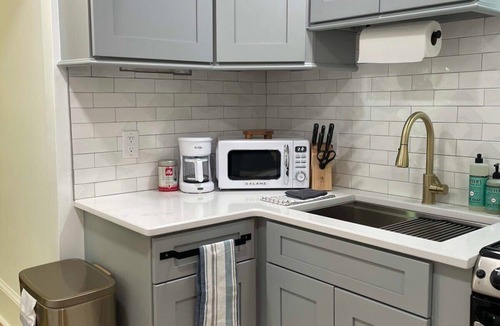 Five Points Apartment | Chic & Fresh 1BR Apt - 2 blocks from 5 Pts