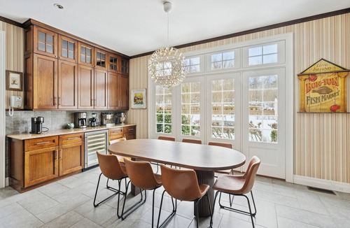 Water Mill House | Chic Hamptons Retreat in Watermill with Tennis, Pool, Spa, Steam Room, and Gym