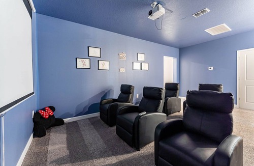 Davenport House | Citrus Splash: Pool & Game Room in ChampionsGate