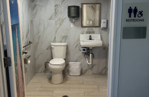 Alachua Hotel | Clarion Pointe Alachua - Gainesville Area