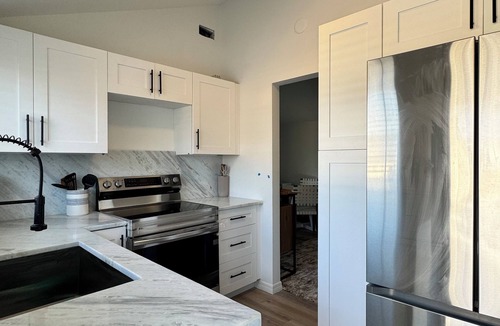 Whitney Beach House | Classic Cottage w/Boat Parking! Steps to Sand!