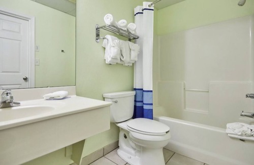 West Panama City Beach Hotel | Classic King + Kitchen | Palmetto | Full Kitchen | Gulf View