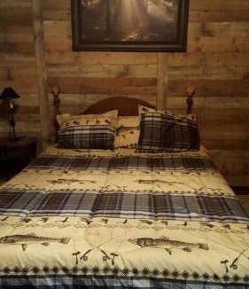 Claxton House | Claxton's Riverfront Family Fun: Cabin Adventures Await