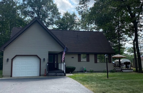Indian River House | Clink’s Cabin- cozy home situated in beautiful picturesque Indian River Michigan