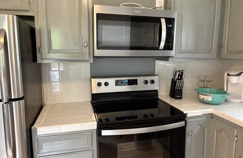 Monroeville House | Close to all things in Pittsburgh