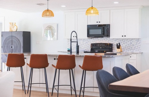 Palmetto House | Clover Vacation Homes: Snead Island: Luxury 4 BR, Heated Pool, Beaches