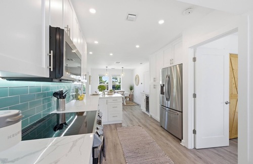 Delray Beach Cottage | Coastal 2-bedroom cottage in Delray Beach with large private back yard