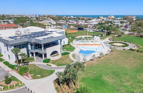 Port Canaveral Apartment | Coastal Calm in Cape Canaveral - 1 bedroom steps from the beach 🏖