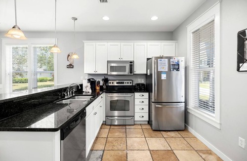 Laurel Grove House | Coastal Cottage in Sandestin Florida Resort Near Village Baytowne Wharf With Golf Cart Included