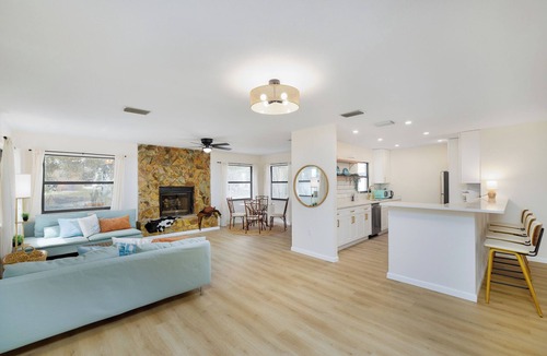 Disston Heights House | Coastal Cowgirl Retreat Near Beach + Downtown