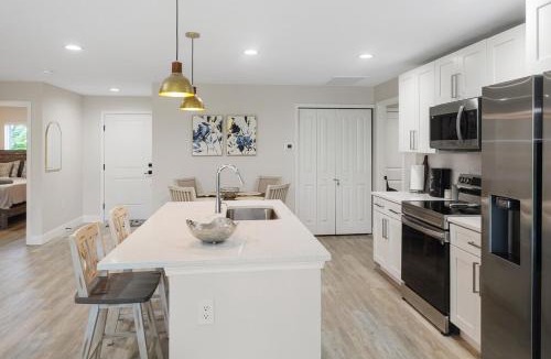 Englewood East House | Coastal Escape - New Luxury House