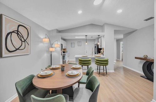 Holiday Harbors House | Coastal Family Retreat | 4 Mi to Jax Beach | Near Mayo Clinic | Game Room & Putting Green