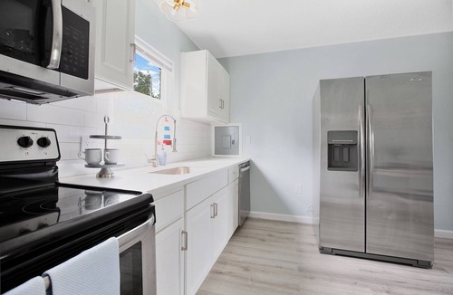 Merritt Island House | Coastal Hideaway! Space Coast Near Hospitals + Shopping