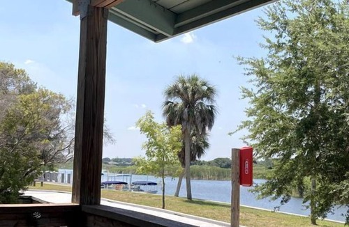 Braden River Cabin | Colorful Waterfront Cabin Rentals on the Braden River near Sarasota, Florida