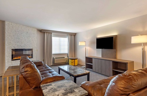Castleton-on-Hudson Hotel | Comfort Inn & Suites East Greenbush - Albany