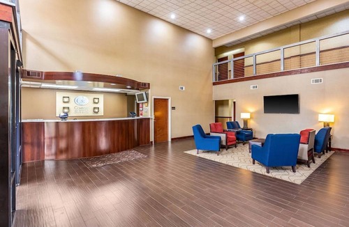 Warner Robins Hotel | Comfort Suites near Robins Air Force Base