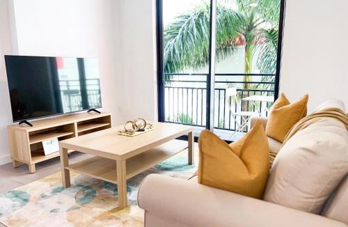 Overtown Apartment | Comfortable 2BR Apartment with Pool and Gym, Steps from Jackson Memorial