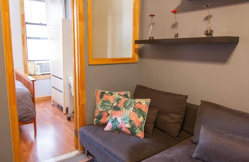 Lower East Side Apartment | ✪ Comfortable 3 Bed & 2 BR ✪ Friends & Family ✪