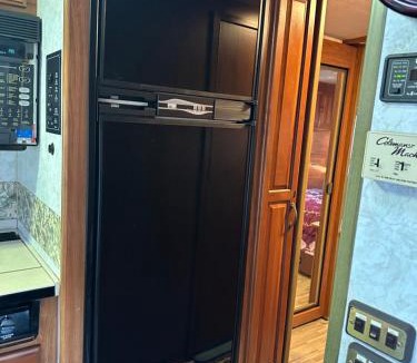 Sunshine Other | Comfortable and cozy RV