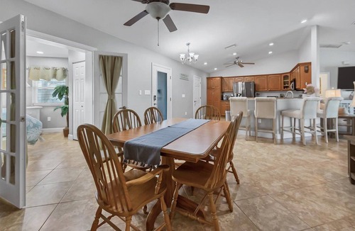 Edgewater House | Comfortable Canal Home Close to the Harbor