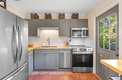 Nokomis House | Comfortable Retreat in Nokomis