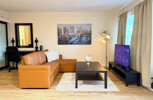 Oakford Park Apartment | Comfy 1 Bedroom Escape Near Downtown Tampa