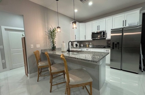 Rural Estates House | Comfy 2BR Getaway in Naples