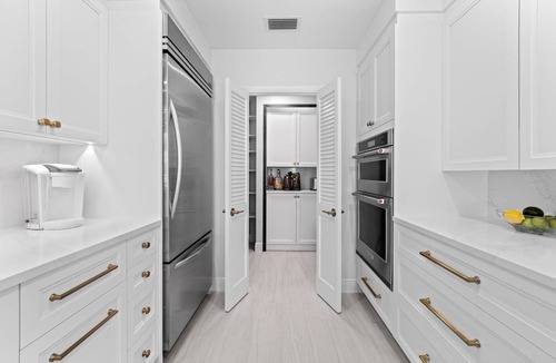 Whitney Beach House | Completely Refurbished - Gorgeous Beachside Condo/Townhome on Longboat Key Beach