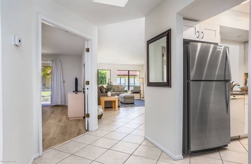 Sarasota Condo | Condo on Quiet Cul-De-Sac | Heated Pool/Spa | Tennis | Putting Green | Short Drive to Beach