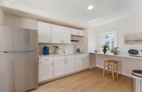 Parsuns To Cocoa Beach Apartment | Coquina Cottage Stay