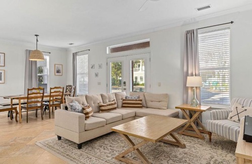 Villages of Crystal Beach House | Coral by AvantStay