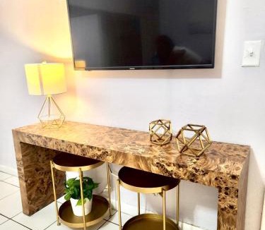 Baker Homestead Apartment | Coral Gables/Coconut Grove area FREE parking