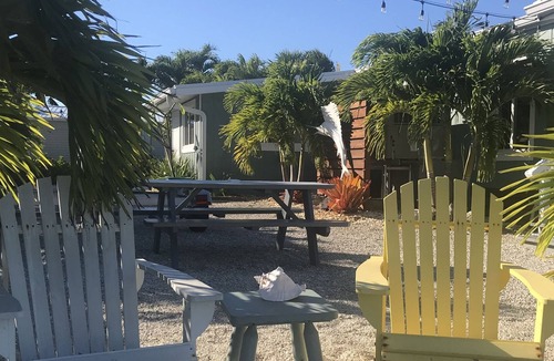 Little Torch Key Cottage | Cottage by the Sea with 180 degrees of Bayfront views!!!