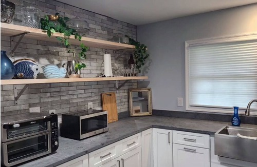Albany House | Country space! It's what you make it!