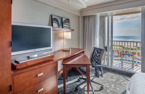 Jacksonville Beach Hotel | Courtyard by Marriott Jacksonville Beach Oceanfront