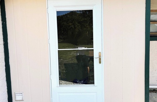 Florida South Atlantic Coast Apartment | Cozy 1BD/1BA apartment in Frostproof, quiet neighborhood, caged pool, boat ramp