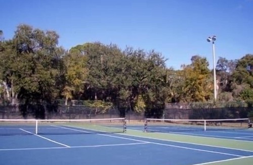 Bayview Condo | Cozy 2 bedroom condo steps away from the bay & a quick drive to St. Pete Beach.