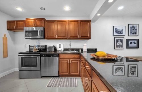 Boca Raton Condo | Cozy 2-bedroom condo with WiFi, AC in welcoming Boca Raton