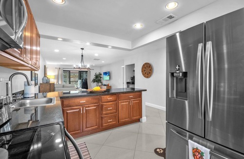 Boca Raton Condo | Cozy 2-bedroom condo with WiFi, AC in welcoming Boca Raton