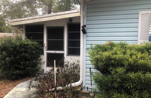 DeLand House | Cozy 2-bedroom home with amenities and a short drive to beaches or Disney parks